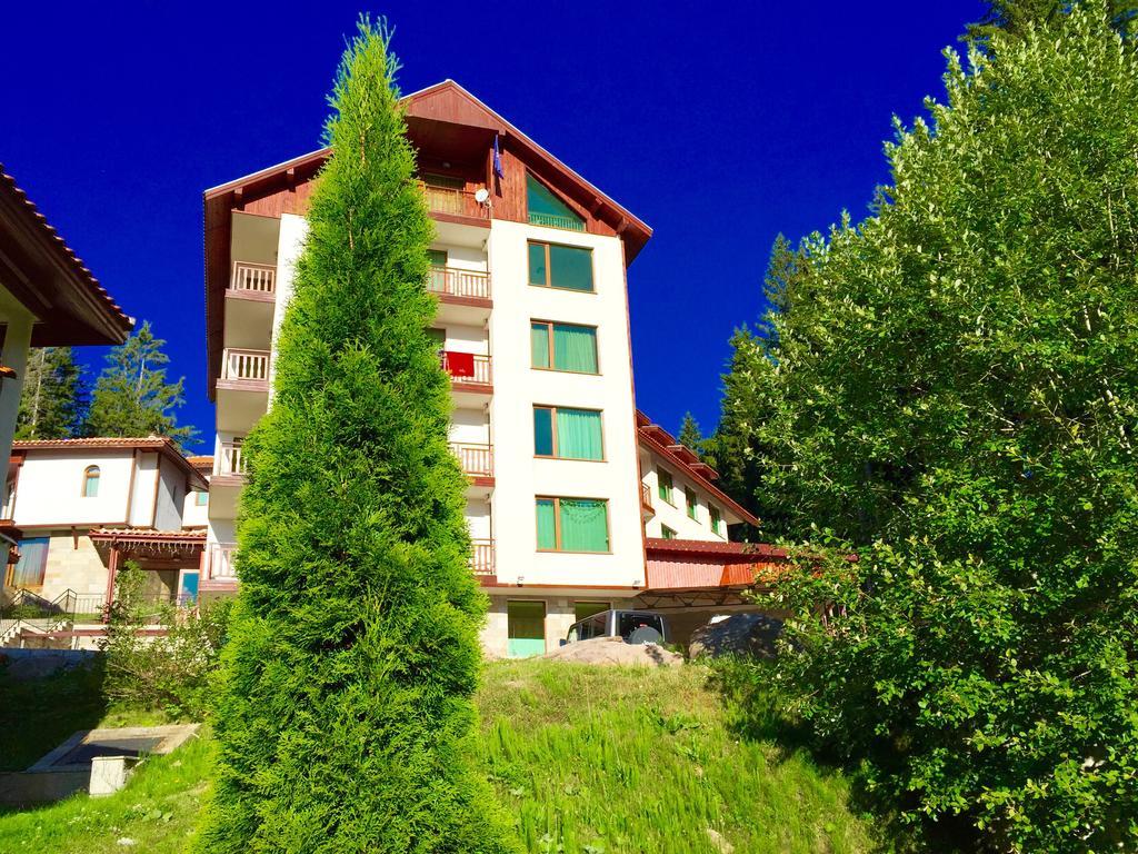 Forest Glade-Апартаменти И Стаи За Гости Pamporovo Ruang foto