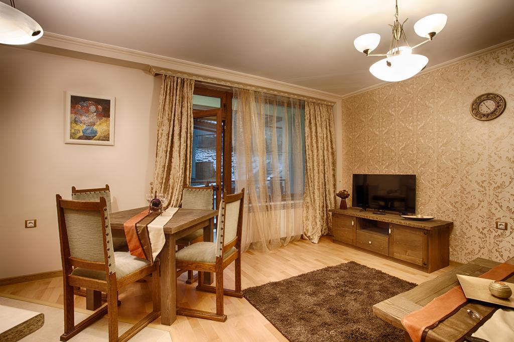 Forest Glade-Апартаменти И Стаи За Гости Pamporovo Bagian luar foto